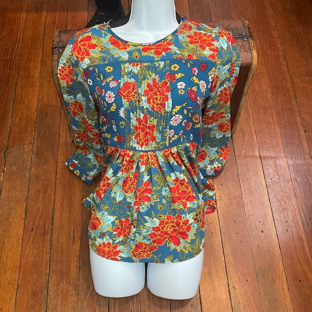 Renuar peasant top